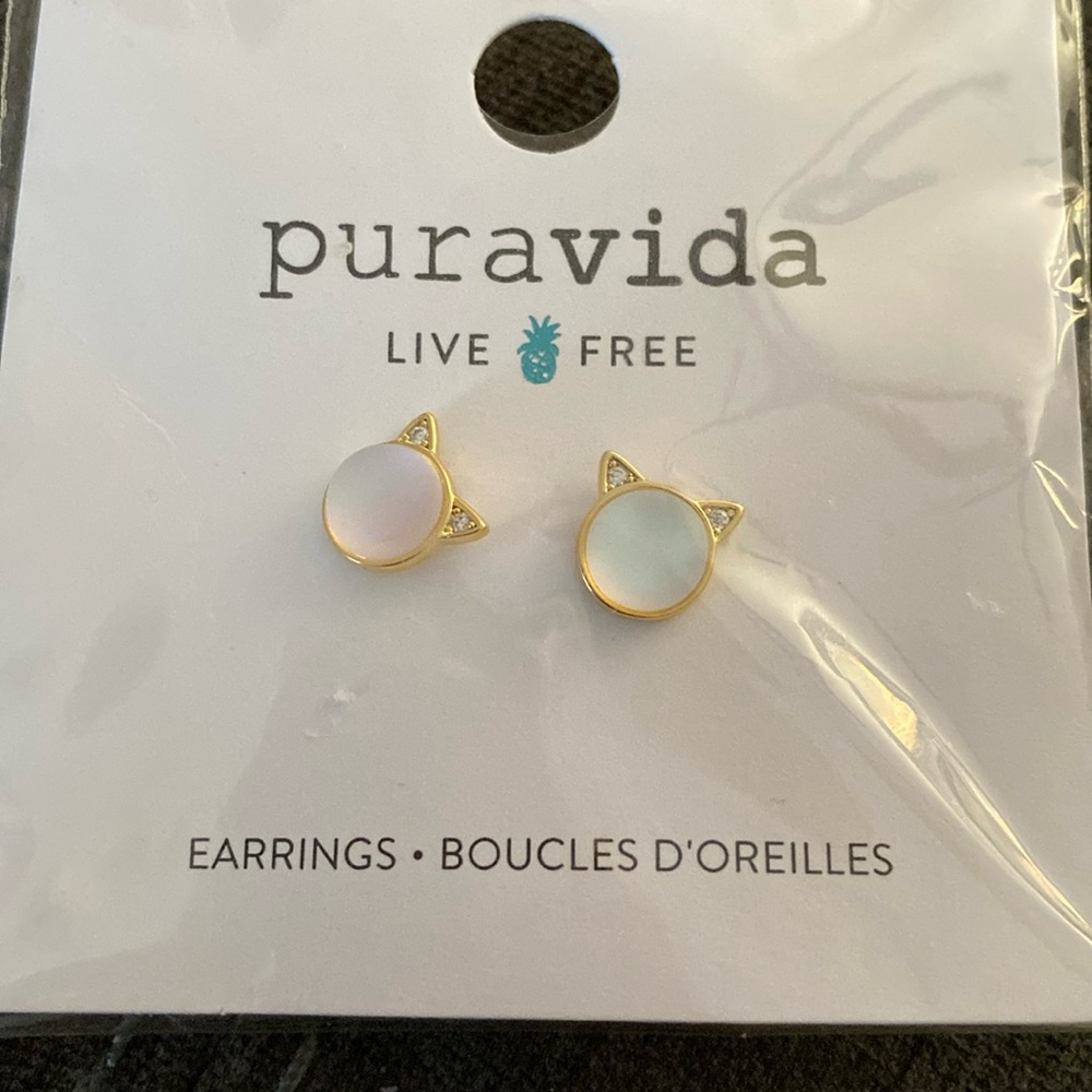 Super Cute Pura Vida Cat Stud Earrings